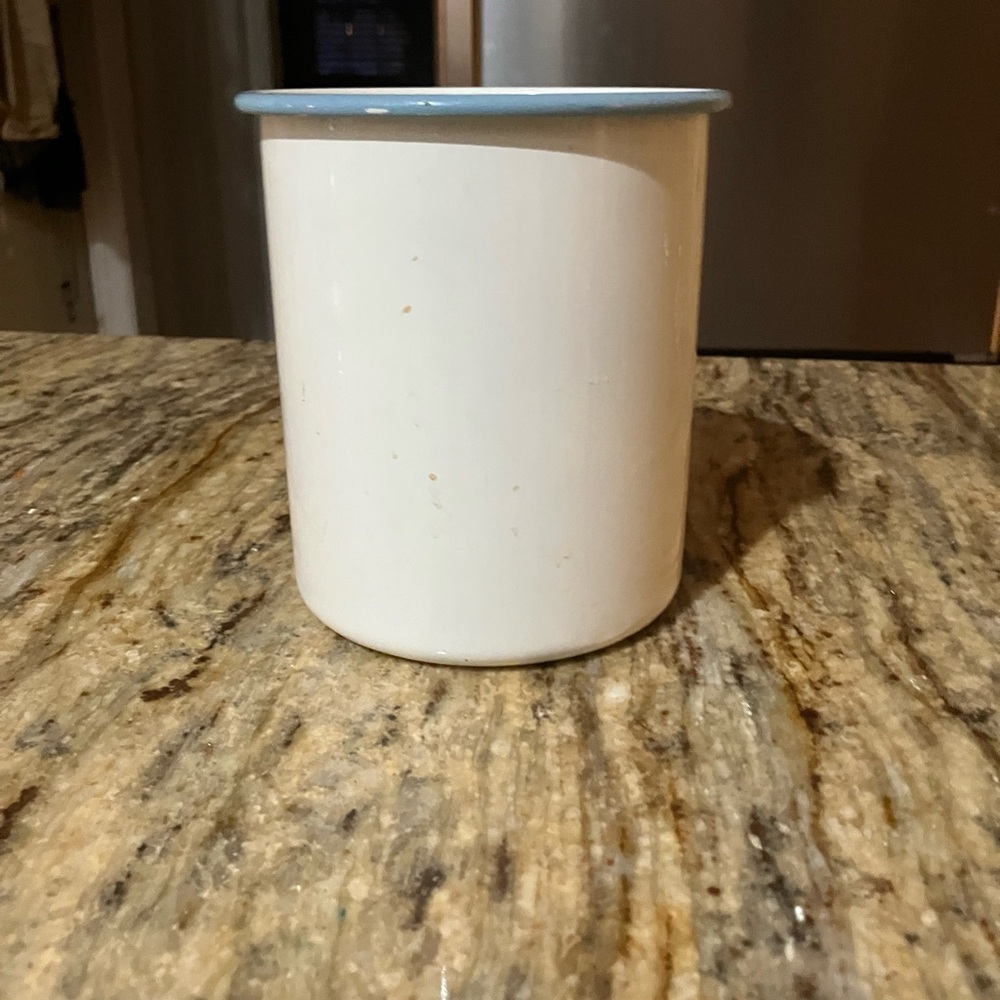 Utensil holder - Picture 2 of 5